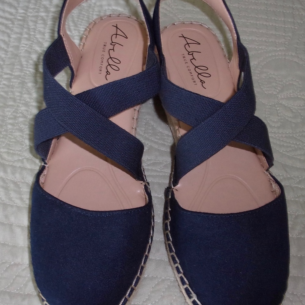 Arabella True Comfort Navy Suede Espadrilles Size 8 M